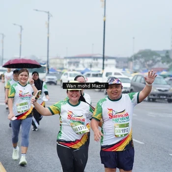 Runner Photo 7663263