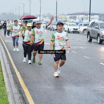 Runner Photo 7663280