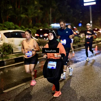 Runner Photo 7663292