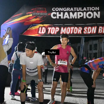 Runner Photo 7663295
