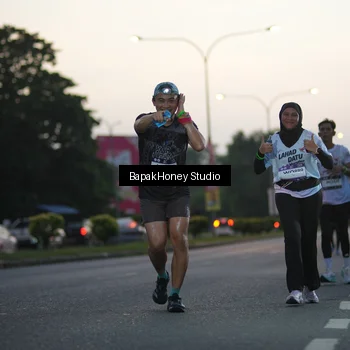 Runner Photo 7663310