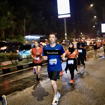 Runner Photo 7663346