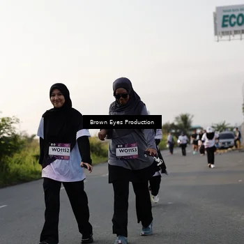 Runner Photo 7663354