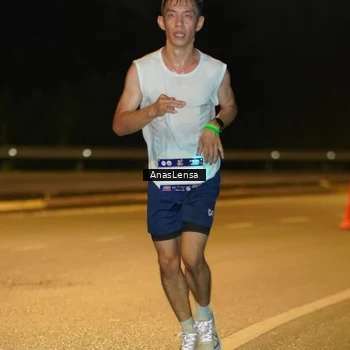 Runner Photo 7663368