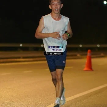 Runner Photo 7663391