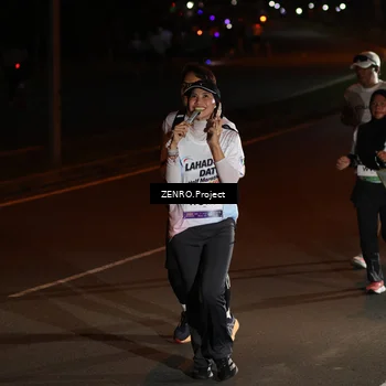 Runner Photo 7663393