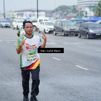 Runner Photo 7663418