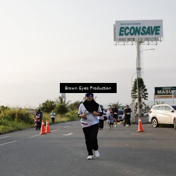 Runner Photo 7663424