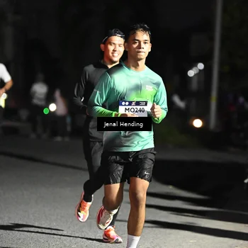 Runner Photo 7663426