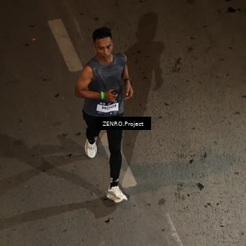 Runner Photo 7663431