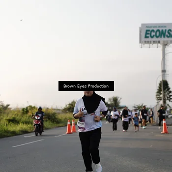 Runner Photo 7663441