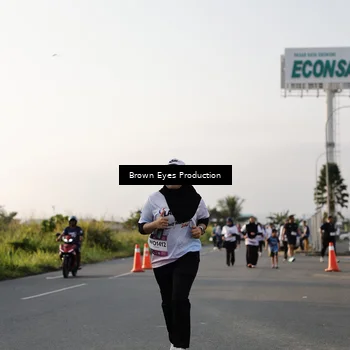Runner Photo 7663444