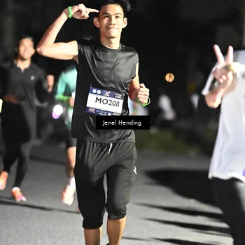 Runner Photo 7663447