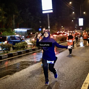 Runner Photo 7663455