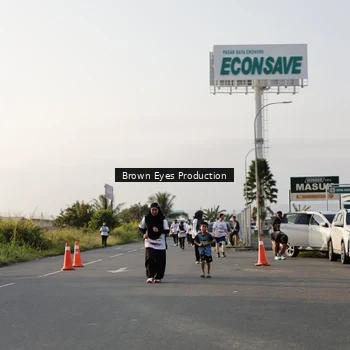 Runner Photo 7663469