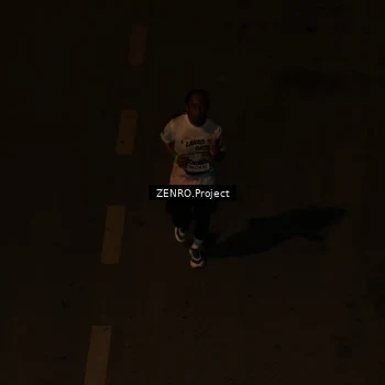 Runner Photo 7663470