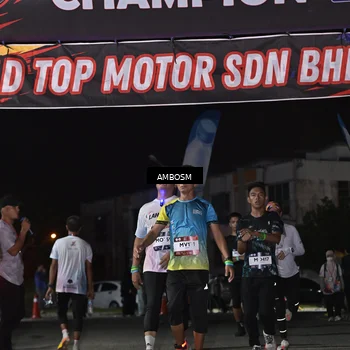 Runner Photo 7663475