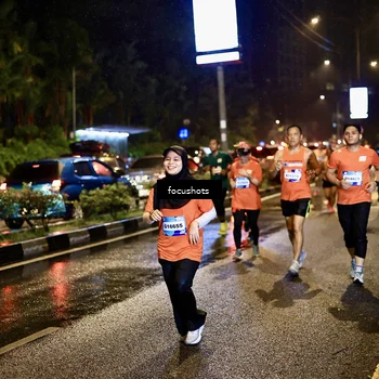 Runner Photo 7663476