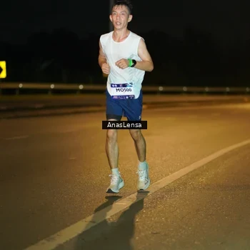 Runner Photo 7663478