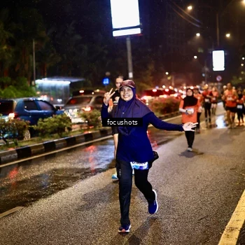 Runner Photo 7663483