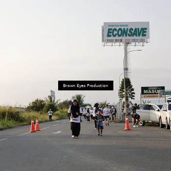 Runner Photo 7663492