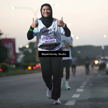 Runner Photo 7663503