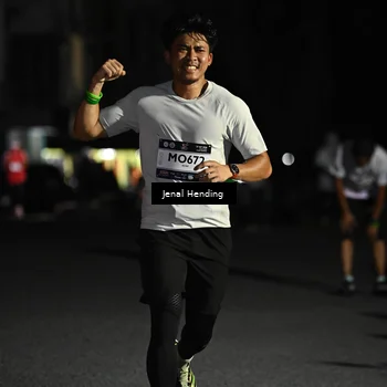 Runner Photo 7663510