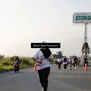 Runner Photo 7663511