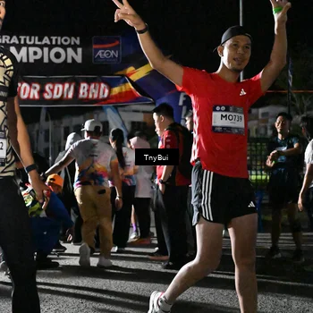 Runner Photo 7663514
