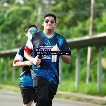 Runner Photo 7663515