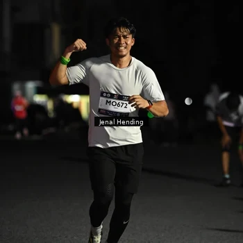 Runner Photo 7663519