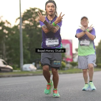 Runner Photo 7663542