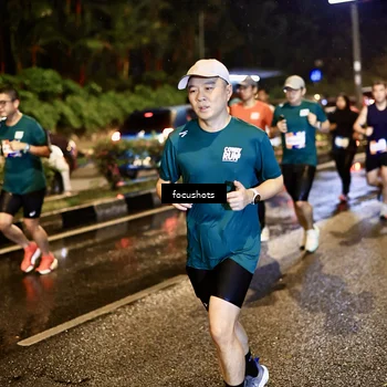 Runner Photo 7663551