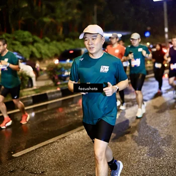 Runner Photo 7663562