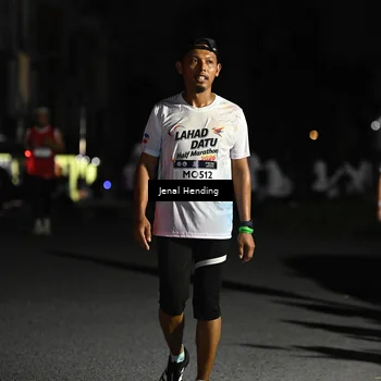 Runner Photo 7663570
