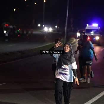 Runner Photo 7663573