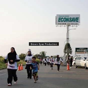 Runner Photo 7663584