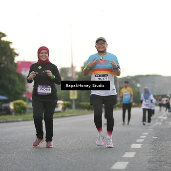 Runner Photo 7663588