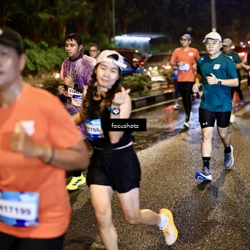 Runner Photo 7663593