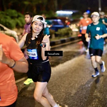 Runner Photo 7663597