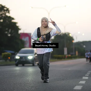 Runner Photo 7663599