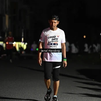 Runner Photo 7663604