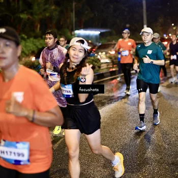 Runner Photo 7663610