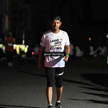 Runner Photo 7663626
