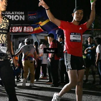 Runner Photo 7663635