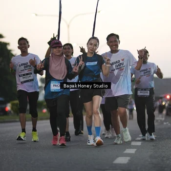 Runner Photo 7663644