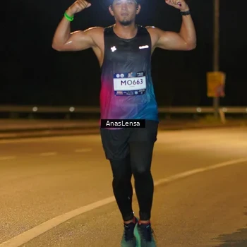 Runner Photo 7663663