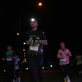 Runner Photo 7663674