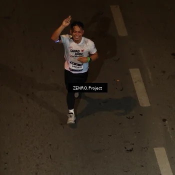 Runner Photo 7663676