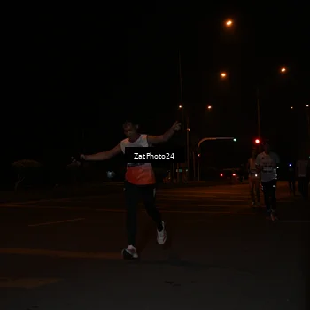 Runner Photo 7663677